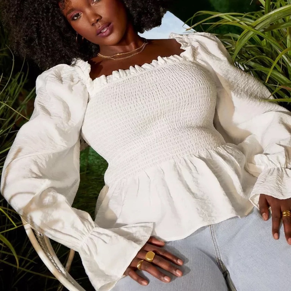 NWT Eloquii Smocked Top Sz 18